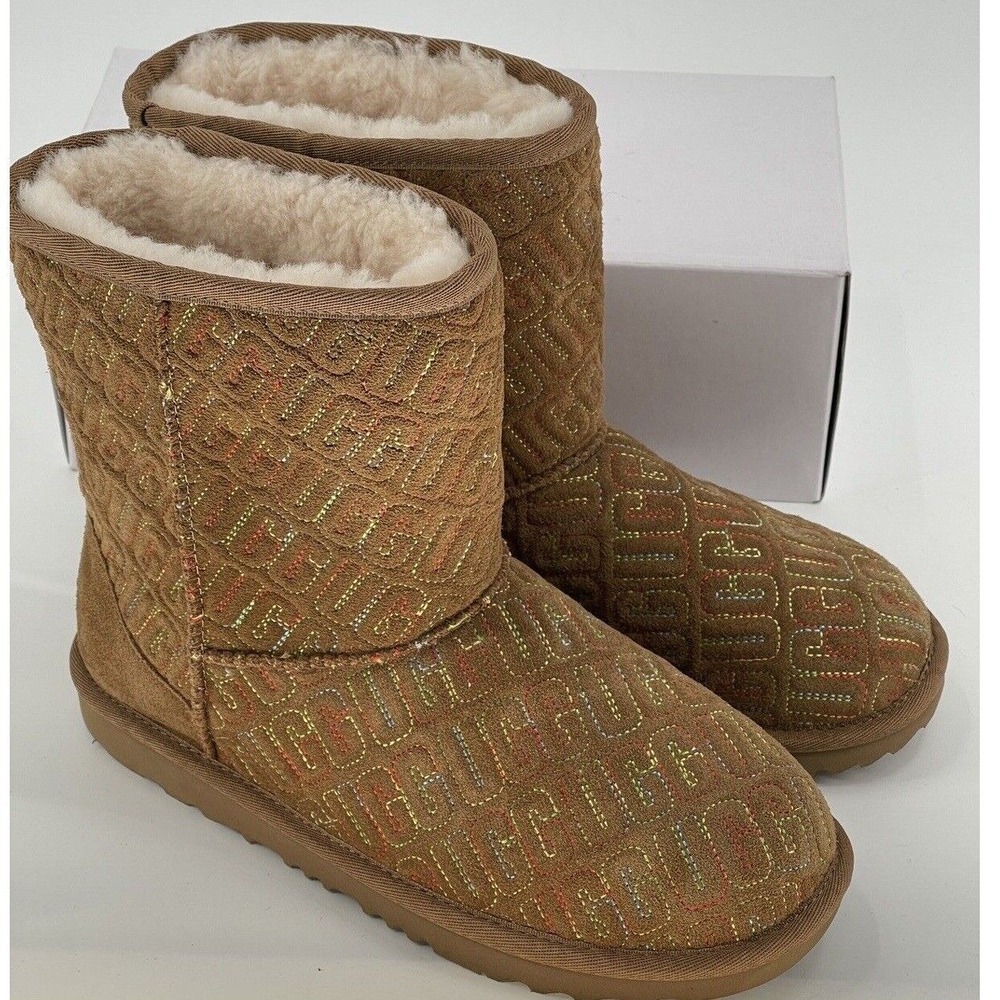Ugg Boots Rainbow Stitch Classic II Short Suede Chestnut Tan Women's Size 5 New